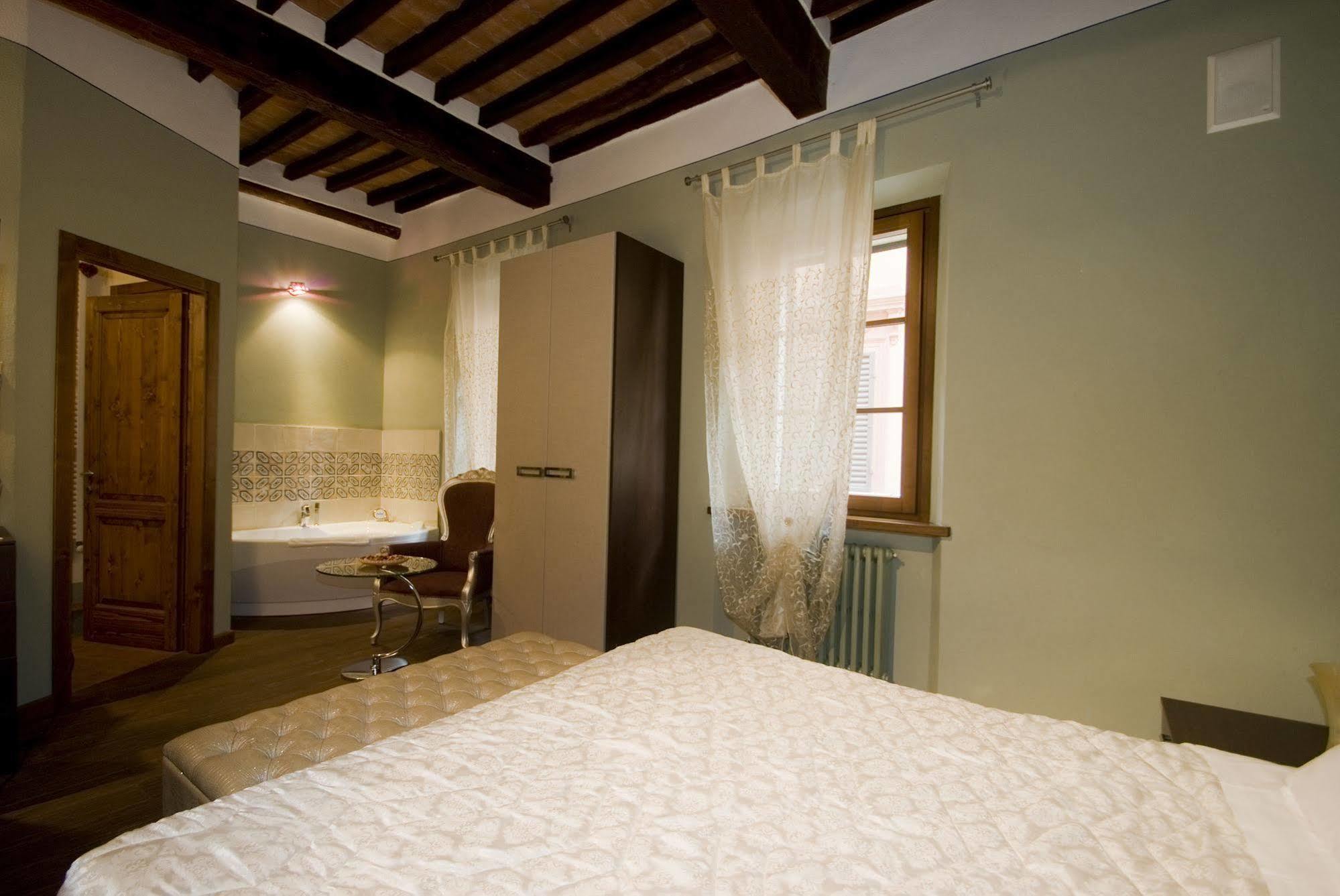 Vicolo Dell'Oste Hotel Montepulciano Luaran gambar